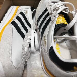 Adidas SL72 sneaker. Youth size 6.5 women’s size 8.5